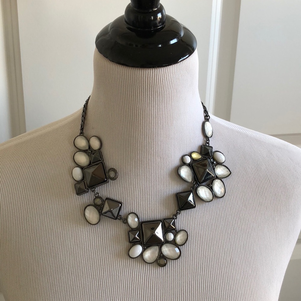 Geometric Necklace - Picture 2 of 2
